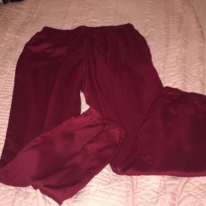 Uniqlo Burgundy Lounge Pants small with pockets